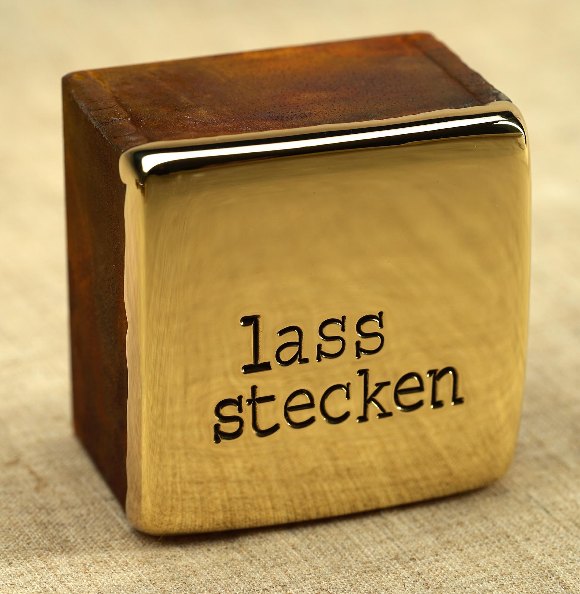 Jan M. Petersen: Skulptur ‚lass stecken‘ (2026) (Unikat)