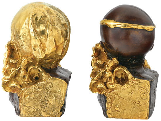 2 Skulpturen "Junge mit goldenem Stirnband" + "Mädchen mit goldenem Kopftuch" im Set, Bronze teilvergoldet von Cyrus Overbeck