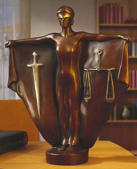 Skulptur "Justitia", Version in Kunstbronze von Peter Hohberger