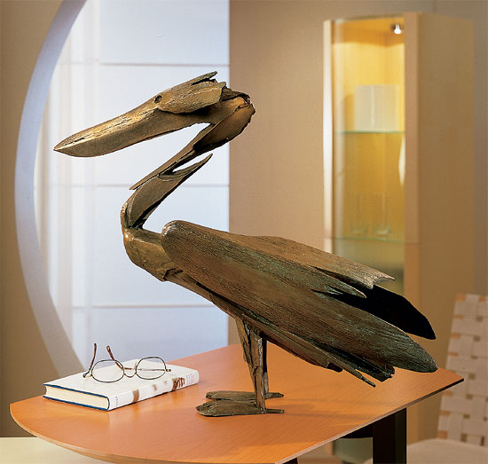 Skulptur "Der Pelikan", Bronze von Dieter Finke