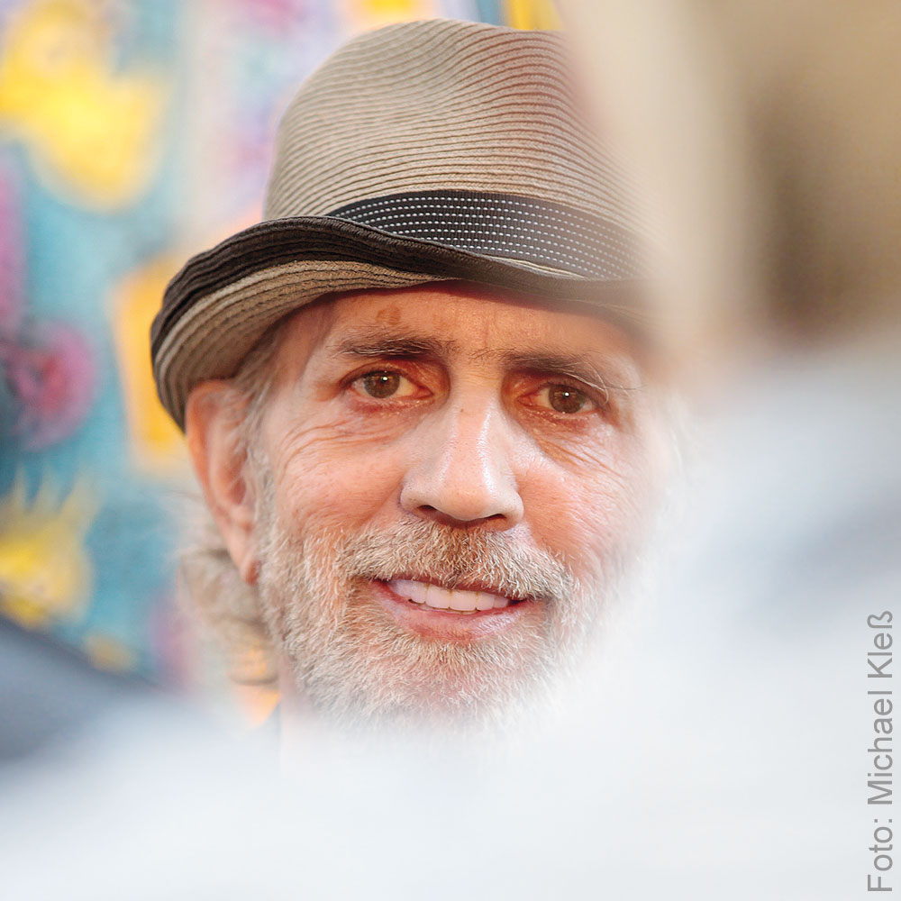 Portrait of the artist James Rizzi Portrait of the artist James Rizzi