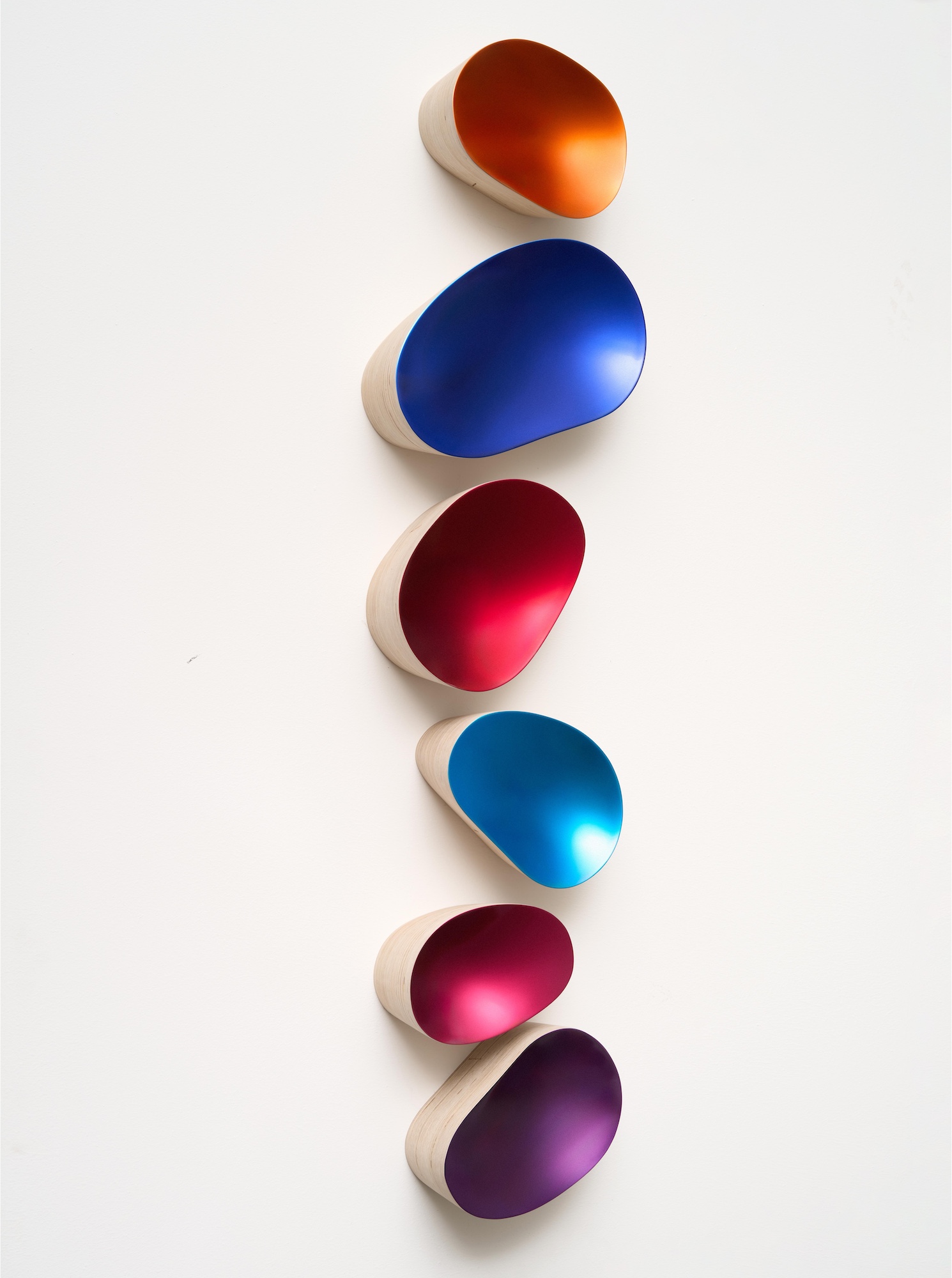 Willi Siber: Wandobjekt ‚Wandinstallation (Coloured Lakes III)‘ (2026) (Unikat)