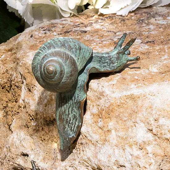 Garden sculpture "Snail Reinhold", bronze