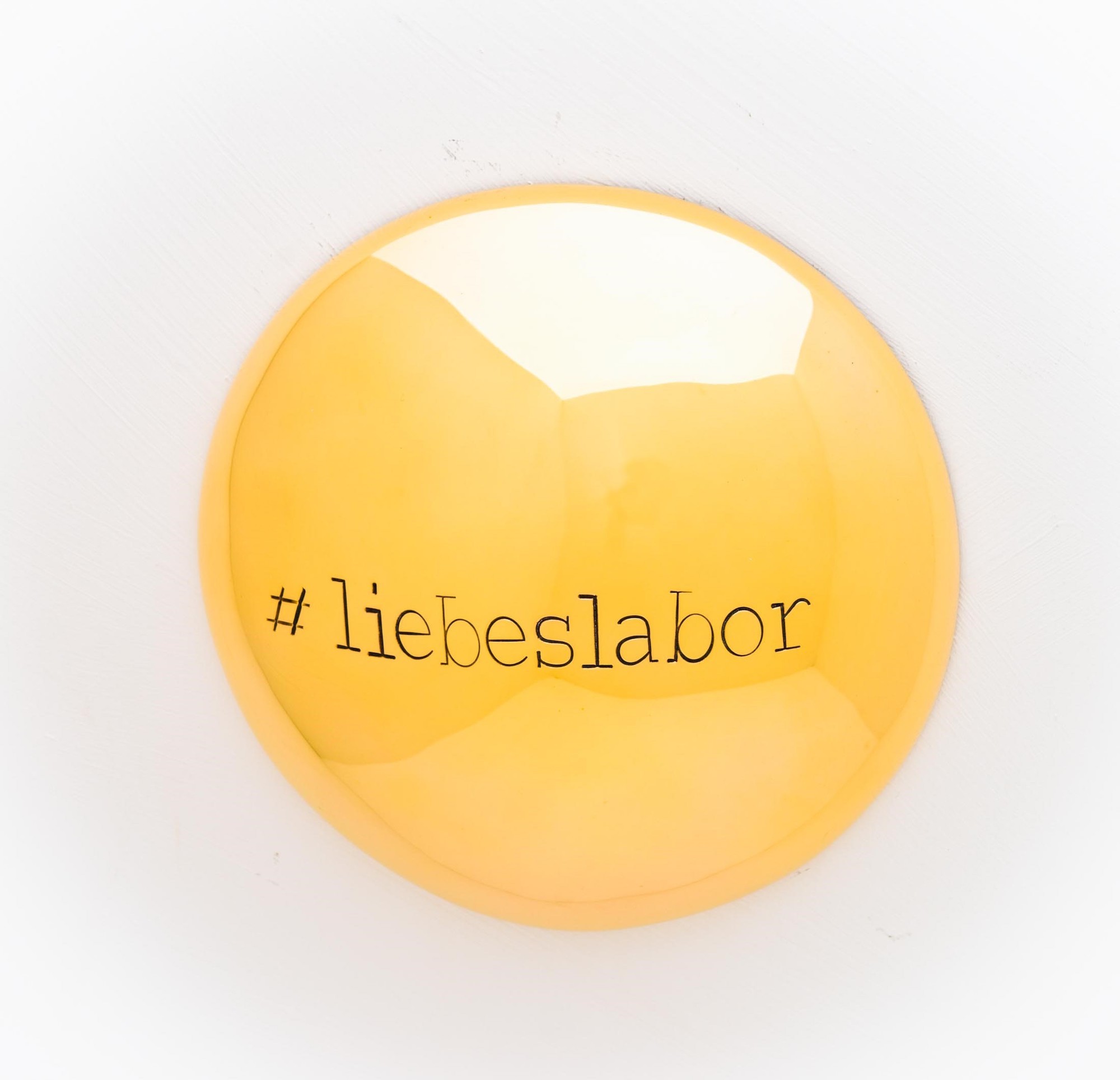 Jan M. Petersen: Objekt ‚#liebeslabor‘ (2020) (Unikat)