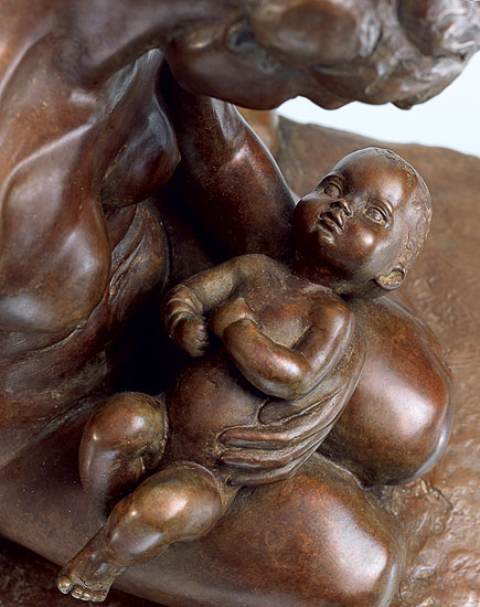 Sculpture "Mother with Child" (1907), bronze version by Wilhelm Lehmbruck