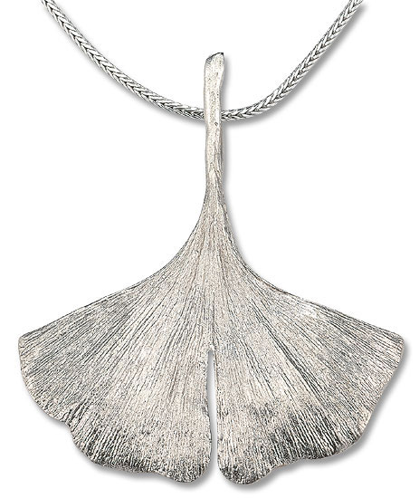 Ginkgo necklace in 925 sterling silver