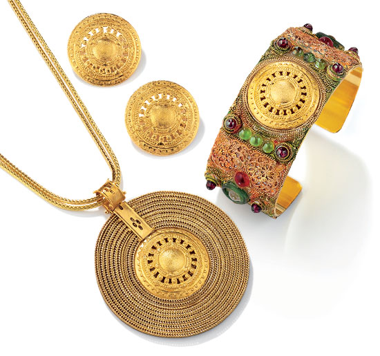 Petra Waszak: Schmuckset ‚Aton-Sonnenrad‘