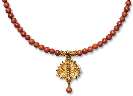 Petra Waszak: Korallencollier ‚Heart of Nubia‘, Schmuck