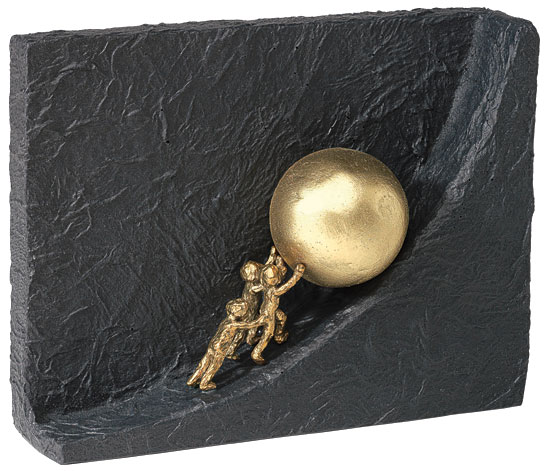 Kerstin Stark: Skulptur ‚Zusammen etwas bewegen‘, Bronze mit Kunststein