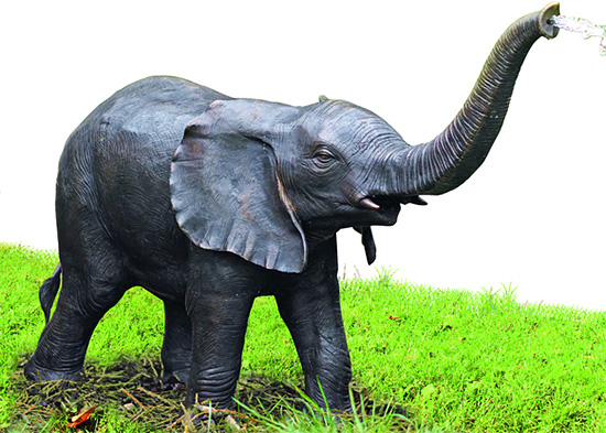Gartenskulptur / Wasserspeier ‚Elefant‘, Bronze