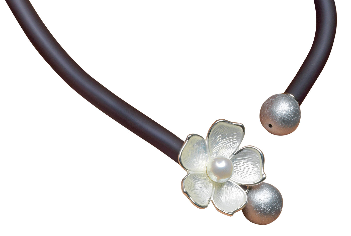 Anna Mütz: Collier ‚Chloé‘, Schmuck
