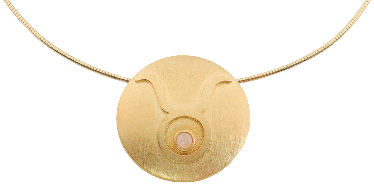 Petra Waszak: Sternzeichen-Collier ‚Stier‘ (21.04.-20.05.) mit Glücksstein Rosenquarz, Schmuck