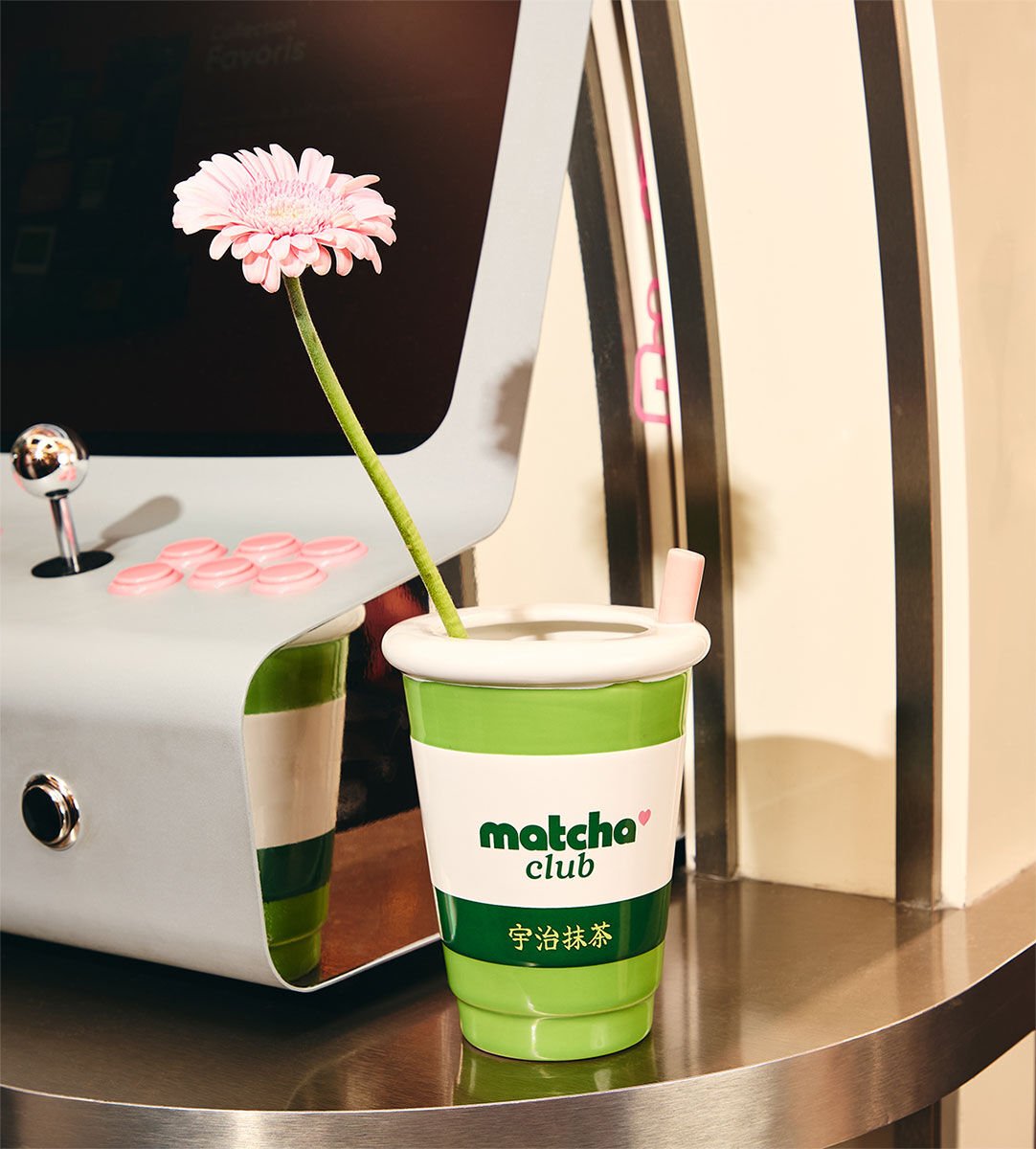 Keramikvase / Deko-Objekt "Matcha" von Fluid Market