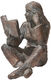 Socha "Čtenář", bronz od Luis Höger