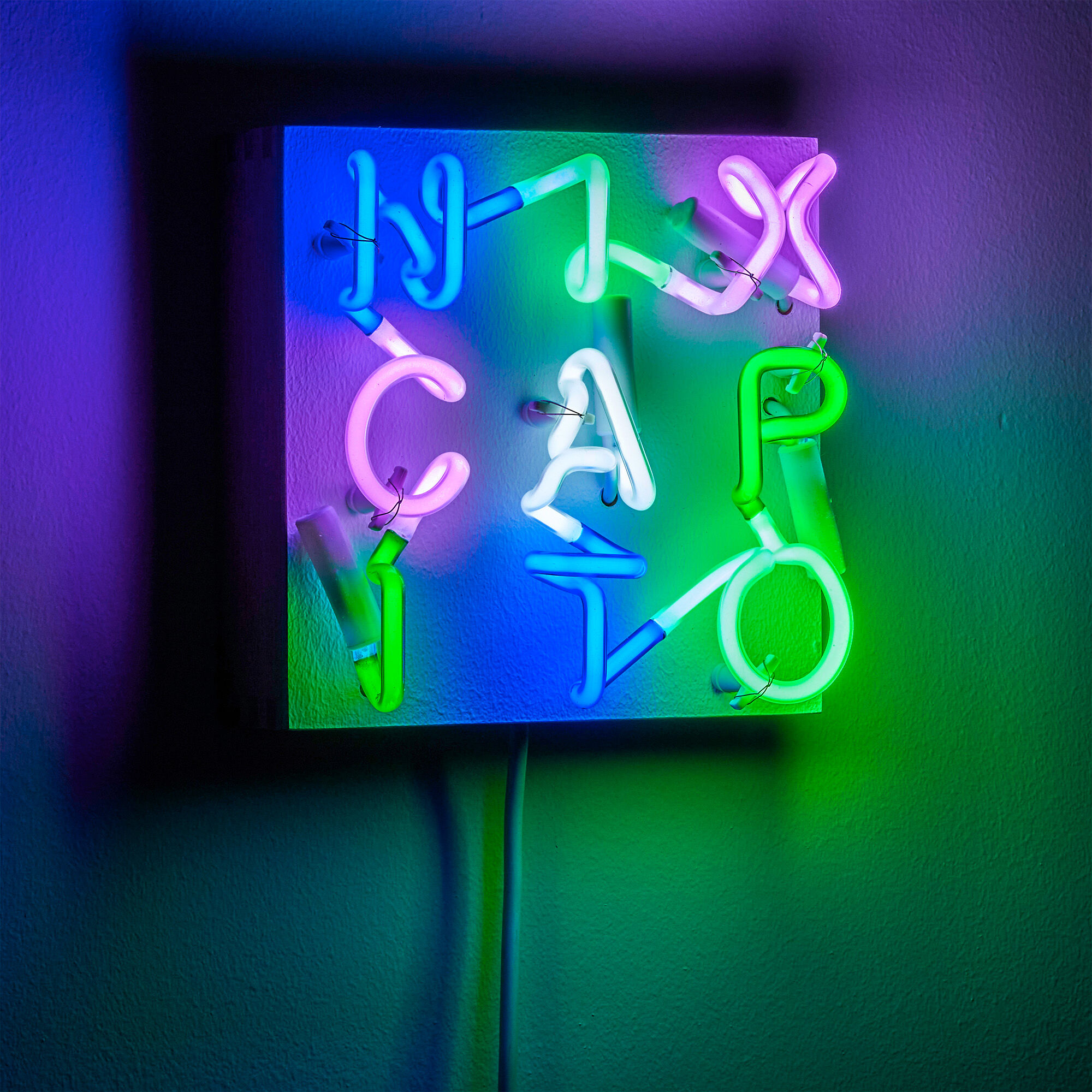 Wandobjekt "NIXCAPITO"(2019) von Albert Hien