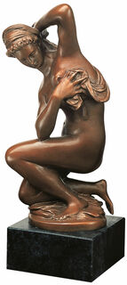 Skulptur "Venus nach dem Bade", Kunstbronze