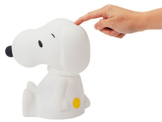 Wireless LED night light "Snoopy", dimmable by Mr. Maria
