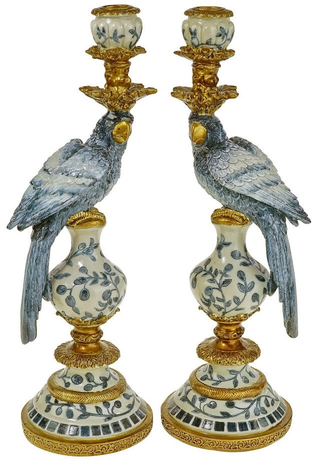 Pair of candlesticks "Saphira", cast