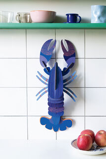 3D wall object "Lapis Blue Lobster" made of recycled cardboard, DIY by studio ROOF