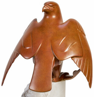 Skulptur "Raubvogel mit Beute", Bronze braun