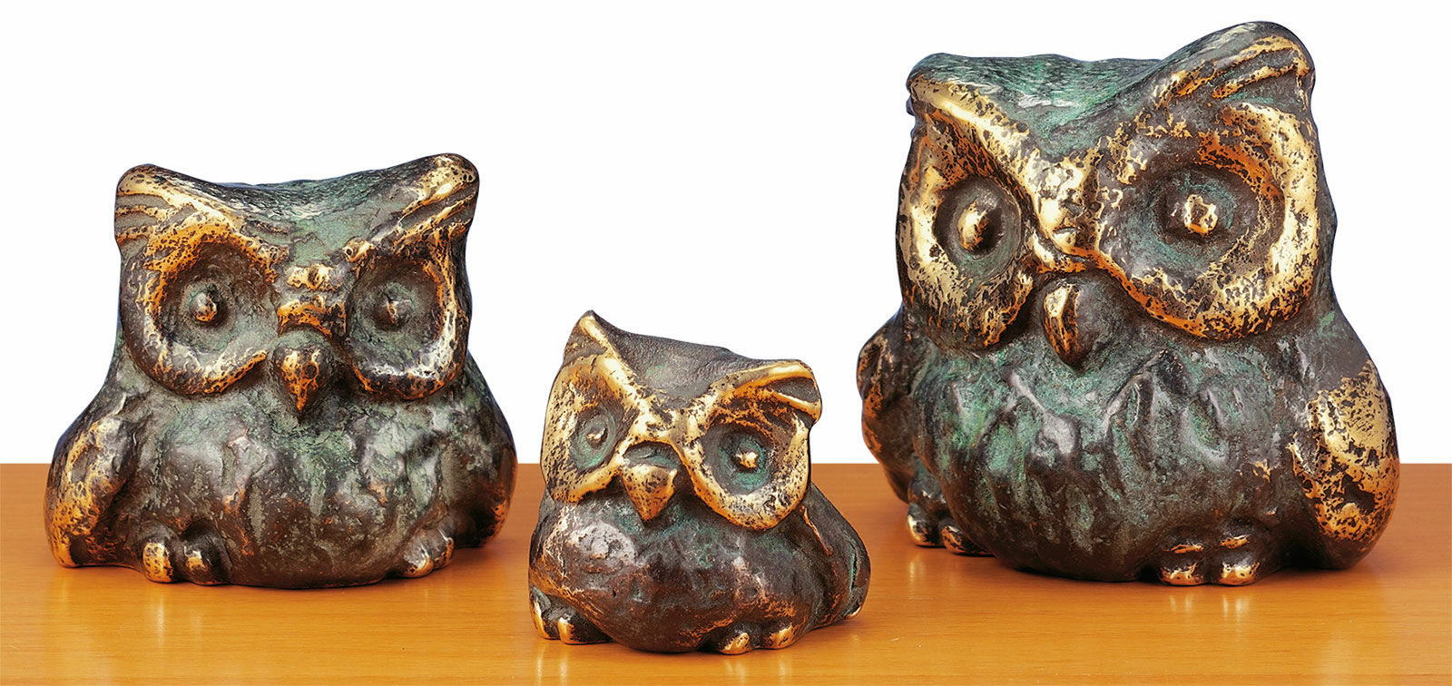 Owl trio "An Owl Family", bronze by Klaus Albert