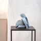 Skulptur "Latona Grey", Bronze von Sofia Speybrouck