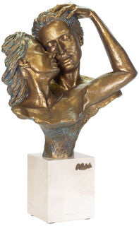 Skulptur "Vertrauen", Kunstguss Steinoptik von Angeles Anglada