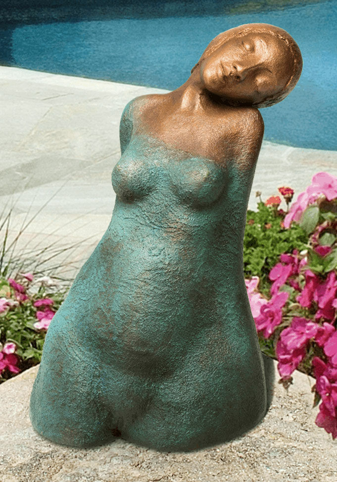Haveskulptur "Afrodite lille", bronze von Maria-Luise Bodirsky