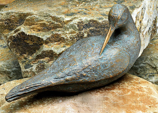 Haveskulptur "Tringa, preening", bronze