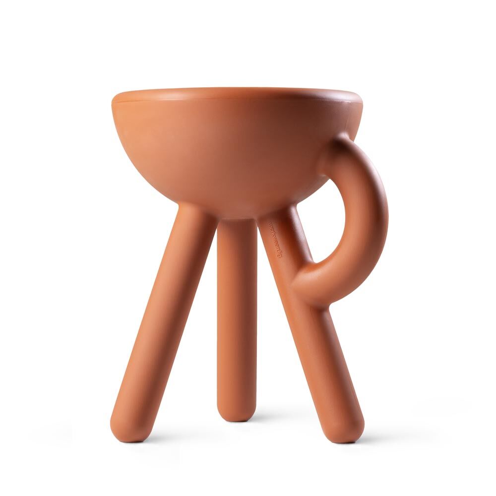 Tavolino "Tubby Stool in terracotta" (per uso interno ed esterno) – progettato da Gerard de Hoop di  Werkwaardig