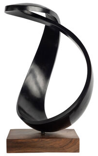 Escultura "Infinito 44" (2024), bronce negro