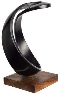 Scultura "Infinity 44" (2024), bronzo nero di Yves Rasch