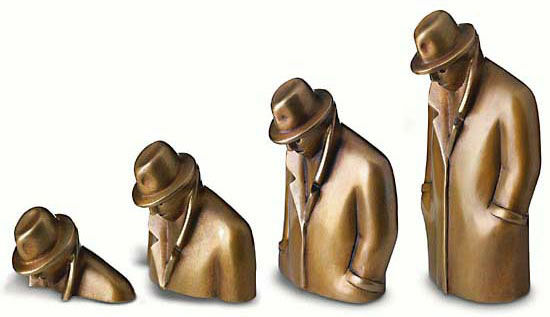Sculptural group "Sequence", bronze version by Siegfried Neuenhausen