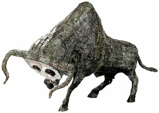 Sculpture "Bull" (2021), version bronze grey patinated