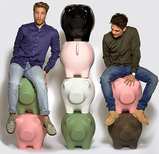 Side table "Sidepig pink" (indoor and outdoor) - Design Timo Keultjes and Diederik Dam by Werkwaardig