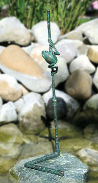Tuinbeeld "Stengel met kikker", brons