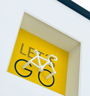 Tableau 3D "Let's Go Cycling" (2020), encadrée von Ralf Birkelbach