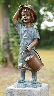 Sculpture de jardin "Fille à l'arrosoir", bronze