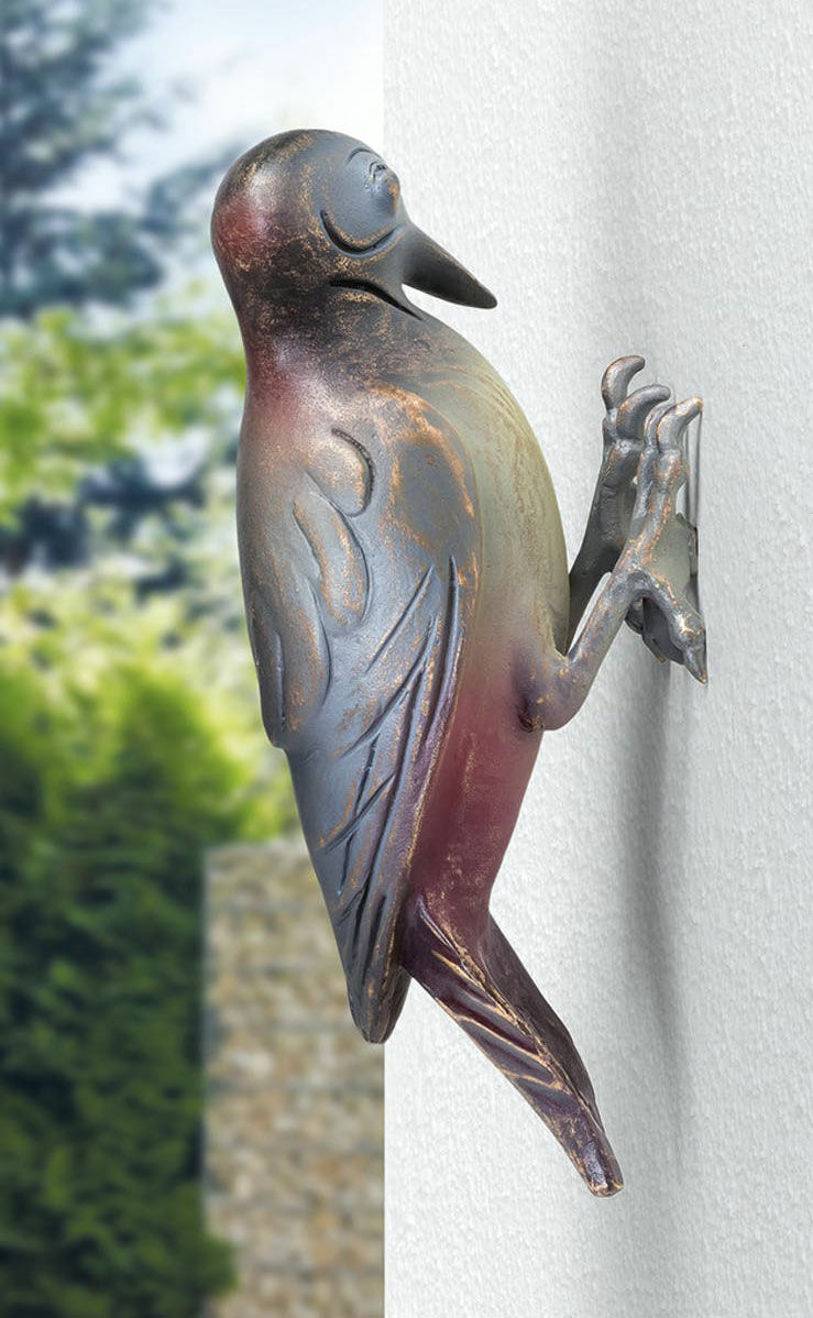 Gartenobjekt / Wandskulptur "Specht", Bronze