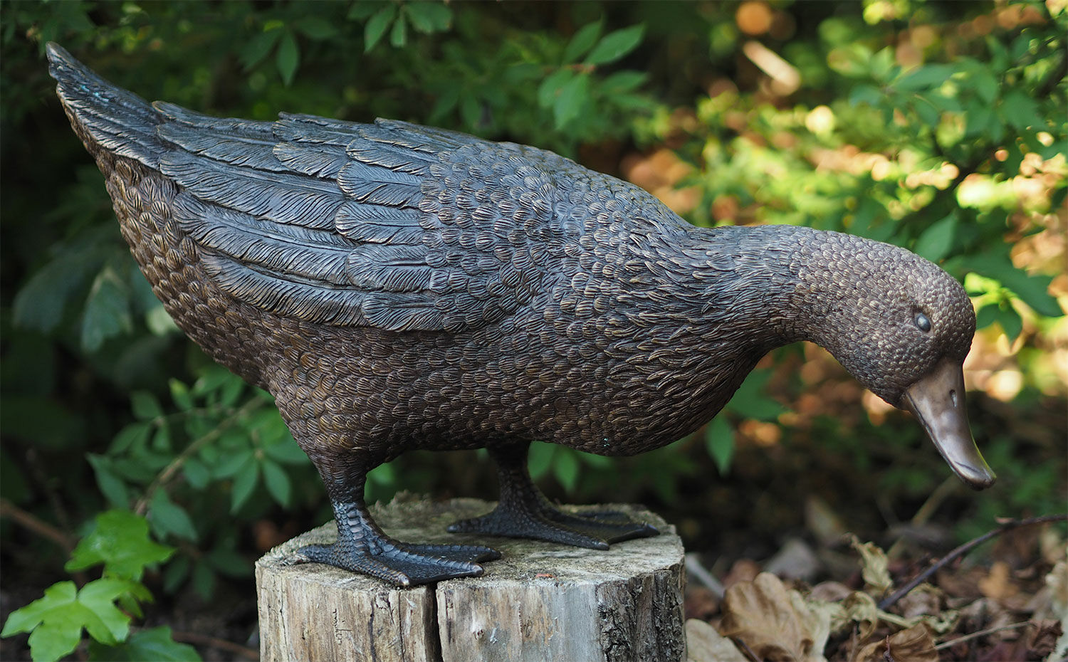 Garden sculpture "Goose I", bronze
