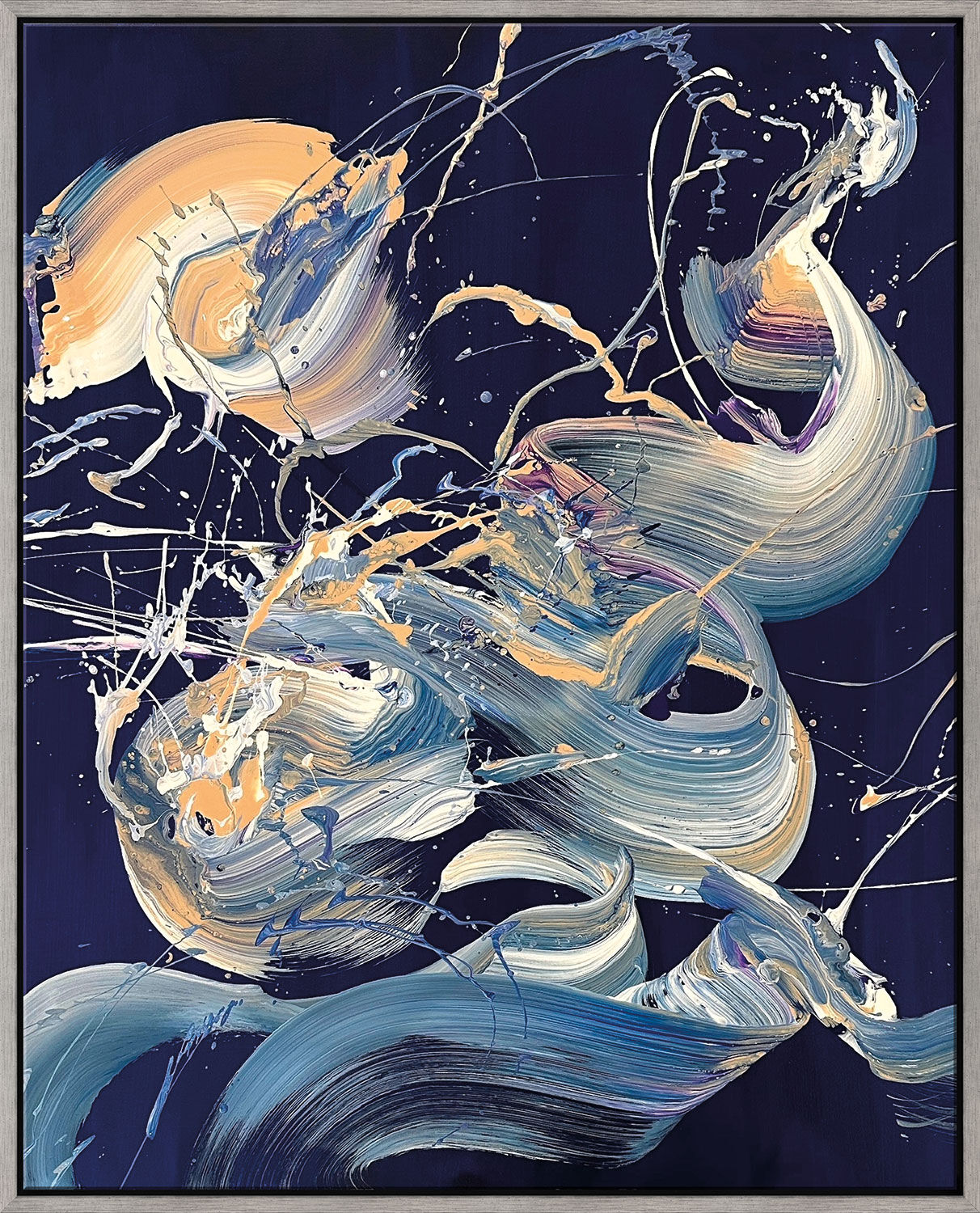 Billede »Dancing Aurora« (2026) (Original / Unikt eksemplar), indrammet af Claudia Botz
