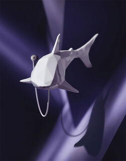 Figurine en porcelaine / objet mural "Requin", version blanche de Andreas Franke