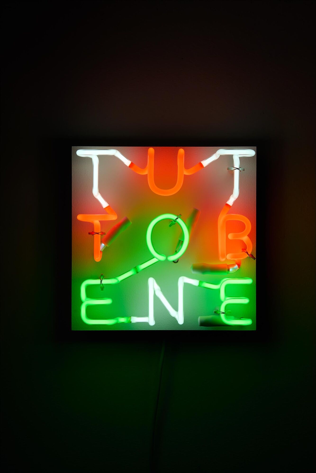 Wandobjekt "TUTTOBENE" (2023) von Albert Hien