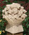 Objet de jardin "Bouquet de roses", pierre moulée