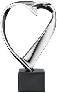 Escultura «Sweetheart» (2022), versión fundida, plata metalizada