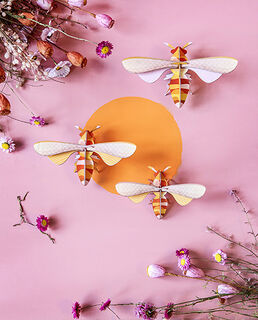 3D wandobjecten "Honey Bees" van gerecycled karton, DIY, set van 3 van studio ROOF