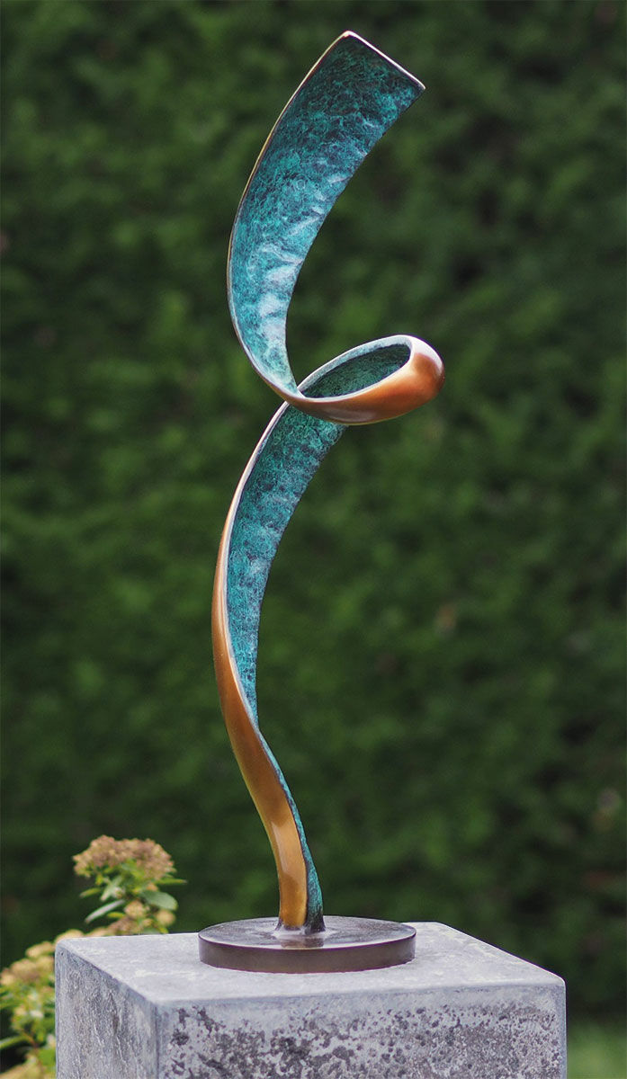Garden sculpture "Lightness of Being" (without pedestal), bronze