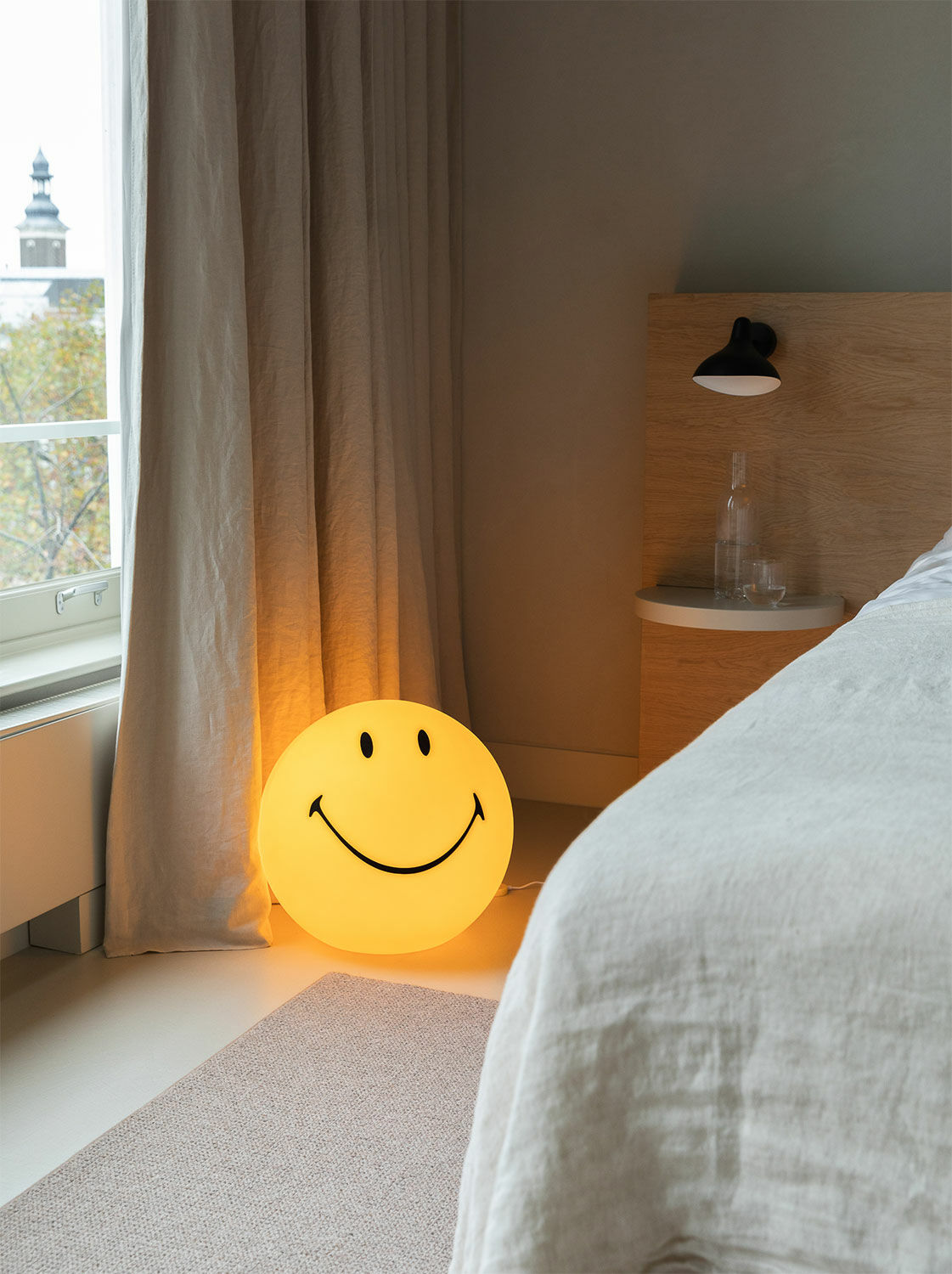 LED-Lampe "Smiley®", große Version, dimmbar inkl. Nachtmodus von Mr. Maria