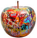 Keramický objekt "Apple Graffiti" od Bruno