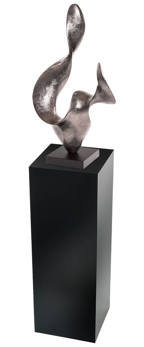 Skulptur "Firedance" (silberfarbene Version) und Dekosäule im Set